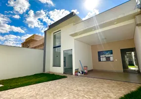 Foto 1 de Casa com 3 Quartos à venda, 130m² em Setor Urias Magalhães, Goiânia