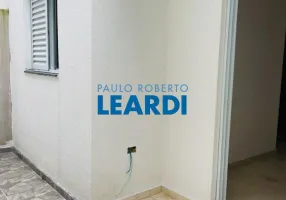 Foto 1 de Apartamento com 2 Quartos à venda, 56m² em JARDIM STETEL, Santo André