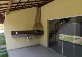 Foto 1 de Casa de Condomínio com 2 Quartos à venda, 101m² em Imbassai, Mata de São João