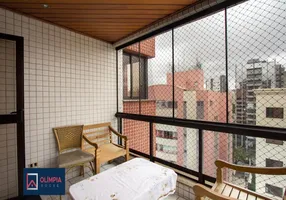 Foto 1 de Apartamento com 4 Quartos para alugar, 240m² em Moema, São Paulo
