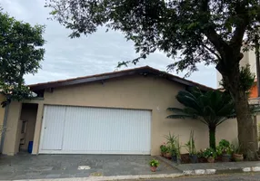 Foto 1 de Casa com 2 Quartos à venda, 223m² em Jardim dos Ipês, Cotia