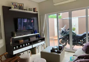 Foto 1 de Casa de Condomínio com 3 Quartos à venda, 196m² em Vila do Golf, Ribeirão Preto