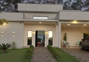 Foto 1 de Casa de Condomínio com 3 Quartos à venda, 230m² em Thermas De Santa Barbara, Águas de Santa Bárbara