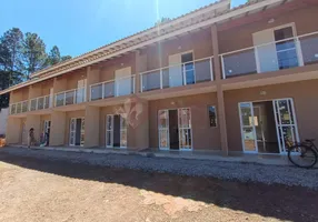 Foto 1 de Casa de Condomínio com 2 Quartos para alugar, 82m² em Capricórnio II, Caraguatatuba