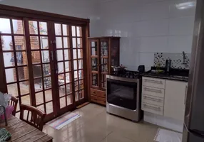 Foto 1 de Casa com 2 Quartos à venda, 128m² em Rudge Ramos, São Bernardo do Campo