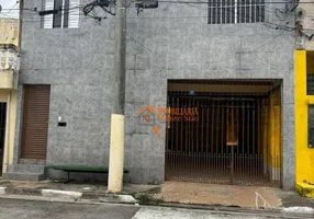 Foto 1 de Casa com 4 Quartos à venda, 212m² em Jardim Munhoz, Guarulhos