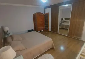 Foto 1 de Sobrado com 4 Quartos à venda, 136m² em Residencial União, São José dos Campos