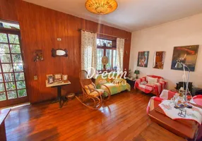 Foto 1 de Casa com 3 Quartos à venda, 104m² em Nossa Senhora de Fátima, Teresópolis
