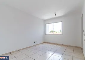 Foto 1 de Apartamento com 3 Quartos para alugar, 58m² em Jardim Santa Clara, Guarulhos