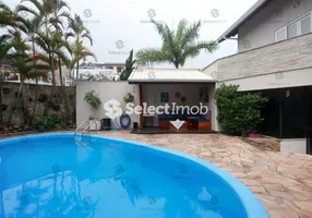 Foto 1 de Casa com 6 Quartos para venda ou aluguel, 439m² em Centro, Ribeirão Pires