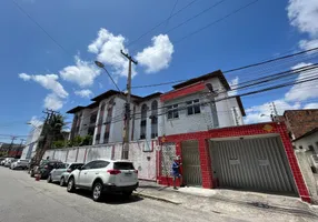 Foto 1 de Apartamento com 3 Quartos à venda, 80m² em Montese, Fortaleza