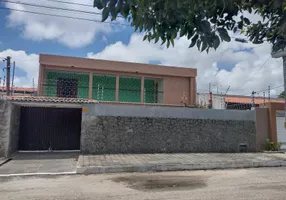 Foto 1 de Casa com 4 Quartos à venda, 200m² em Pitimbu, Natal