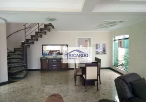 Foto 1 de Sobrado com 5 Quartos à venda, 350m² em Jardim Maia, Guarulhos