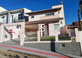 Foto 1 de Casa com 3 Quartos à venda, 170m² em Forquilhas, São José