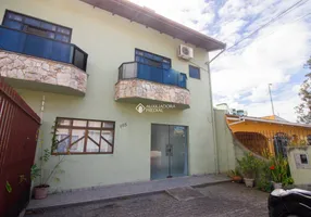 Foto 1 de Casa com 4 Quartos à venda, 242m² em Trindade, Florianópolis