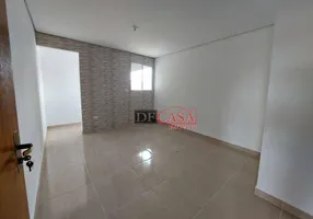 Foto 1 de Apartamento com 2 Quartos para alugar, 40m² em Vila Verde, São Paulo