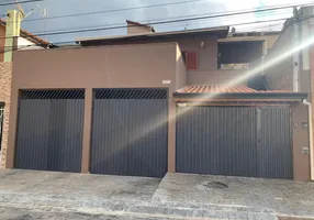 Foto 1 de Sobrado com 2 Quartos à venda, 176m² em Jardim Tannus, Jundiaí