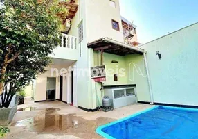 Foto 1 de Casa com 3 Quartos à venda, 190m² em Serrano, Belo Horizonte