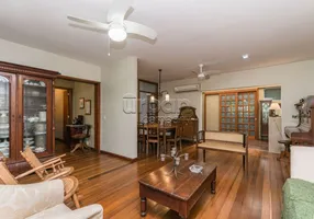 Foto 1 de Casa com 3 Quartos à venda, 250m² em Três Figueiras, Porto Alegre