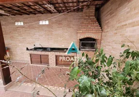 Foto 1 de Sobrado com 3 Quartos à venda, 191m² em Vila Assuncao, Santo André