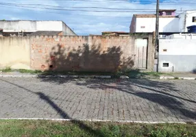 Foto 1 de Lote/Terreno à venda, 330m² em Novo Cavaleiro, Macaé