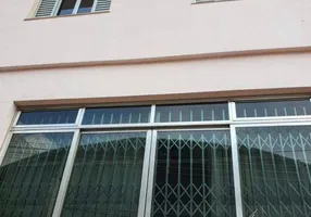 Foto 1 de Sobrado com 3 Quartos à venda, 236m² em Jardim Madeirense, Guarulhos