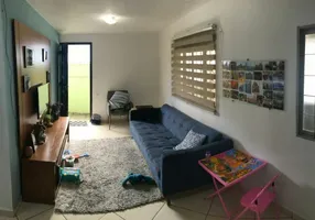 Foto 1 de Casa com 3 Quartos à venda, 120m² em Km 18, Osasco