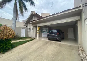 Foto 1 de Casa com 4 Quartos à venda, 250m² em Jardim Cuiabá, Cuiabá