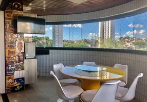 Foto 1 de Apartamento com 4 Quartos à venda, 215m² em Casa Forte, Recife