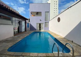 Foto 1 de Sobrado com 3 Quartos à venda, 330m² em Santa Paula, São Caetano do Sul