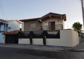 Foto 1 de Casa com 3 Quartos à venda, 200m² em Vila Pinheiro, Jacareí