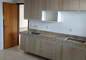 Foto 1 de Apartamento com 3 Quartos para alugar, 128m² em Parque Tamandaré, Campos dos Goytacazes