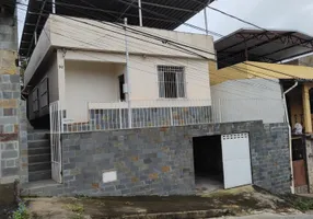 Foto 1 de Casa com 3 Quartos à venda, 136m² em Santa Cecília, Juiz de Fora