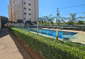 Foto 1 de Apartamento com 2 Quartos para alugar, 40m² em Morada do Ouro, Cuiabá