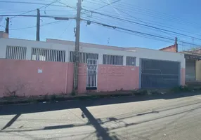 Foto 1 de Casa com 3 Quartos para alugar, 200m² em Vila Marcelino, São Carlos