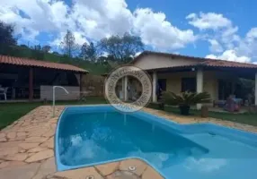 Foto 1 de Fazenda/Sítio com 3 Quartos à venda, 266m² em Recanto das Acácias, São Roque