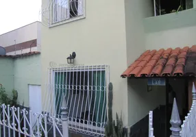 Foto 1 de Casa com 3 Quartos à venda, 112m² em Santa Rosa, Belo Horizonte