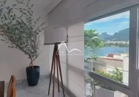 Foto 1 de Apartamento com 3 Quartos à venda, 275m² em Lagoa, Rio de Janeiro