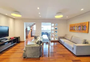 Foto 1 de Cobertura com 3 Quartos à venda, 209m² em Vila Sônia, São Paulo