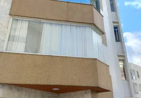 Foto 1 de Apartamento com 3 Quartos à venda, 131m² em Costa Azul, Salvador