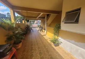 Foto 1 de Casa com 4 Quartos à venda, 220m² em Carmari, Nova Iguaçu