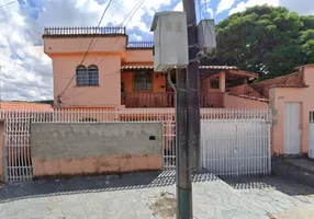 Foto 1 de Casa com 4 Quartos à venda, 250m² em Monte Azul, Belo Horizonte