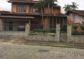 Foto 1 de Casa com 5 Quartos à venda, 352m² em Atiradores, Joinville