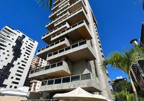 Foto 1 de Apartamento com 4 Quartos à venda, 360m² em Meireles, Fortaleza