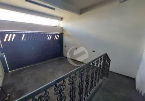 Foto 1 de Sobrado com 2 Quartos à venda, 168m² em Vila Scarpelli, Santo André