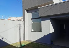 Foto 1 de Casa com 3 Quartos à venda, 120m² em Residencial Marília, Senador Canedo