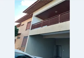 Foto 1 de Casa com 4 Quartos à venda, 280m² em Candelária, Natal