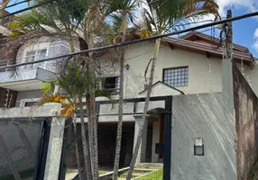 Foto 1 de Casa com 3 Quartos para alugar, 280m² em Parque das Universidades, Campinas