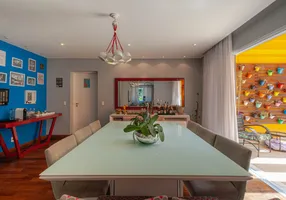 Foto 1 de Casa de Condomínio com 4 Quartos à venda, 370m² em Vila Irmãos Arnoni, São Paulo