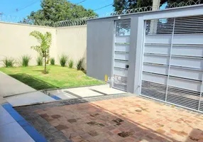 Foto 1 de Casa com 3 Quartos à venda, 180m² em City Uberlândia, Uberlândia
